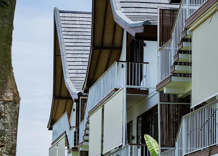 Treetop 3 - Panoramic 3 Storey Villa, 3 Mins To Bingin