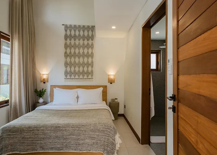 Treetop 3 - Panoramic 3 Storey Villa, 3 Mins To Bingin Uluwatu (Bali)