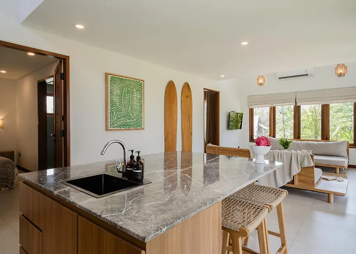 Treetop 3 - Panoramic 3 Storey Villa, 3 Mins To Bingin * Uluwatu (Bali)